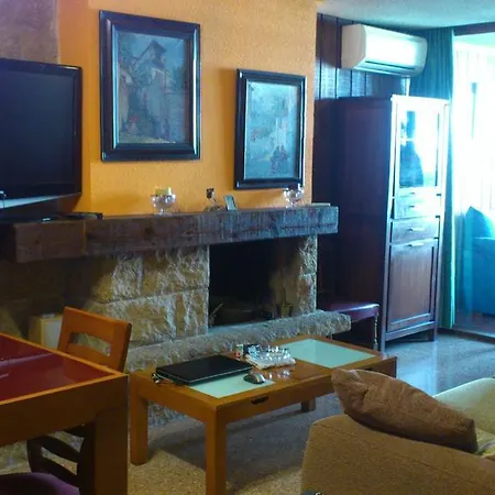 La Nogalera Apartment *